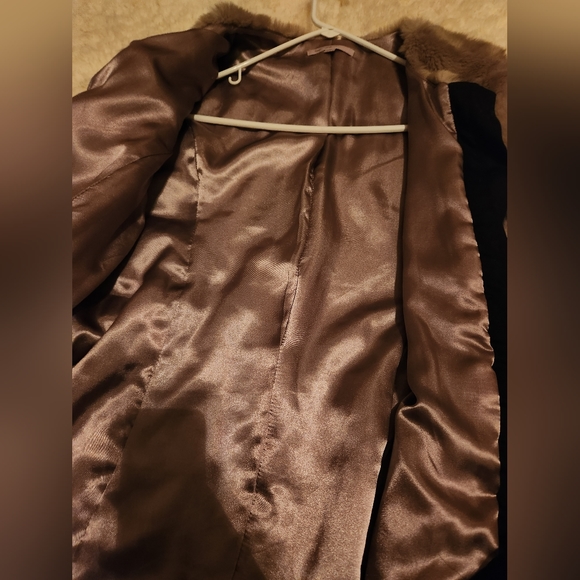 Gap Faux Plush Fur Short Coat size Medium - Picture 5 of 9